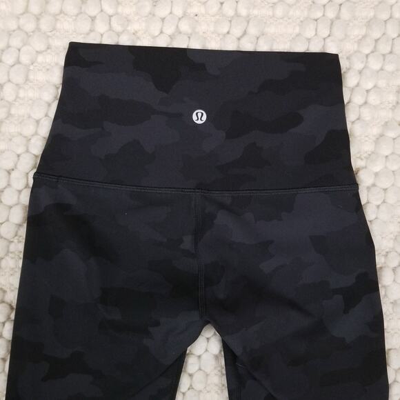 Lululemon Wunder Under Crop High-Rise Sz 2 - Picture 6 of 6